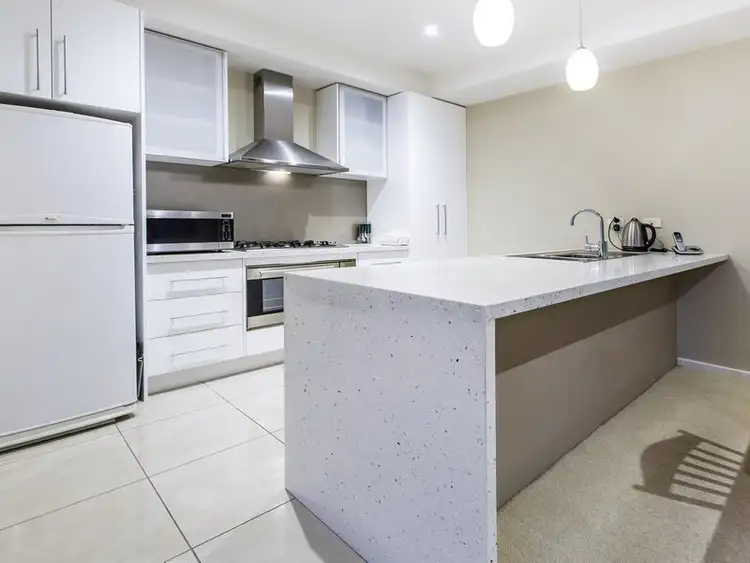 Fourth view of Homely townhouse listing, 2/62 Wilsons Road, Mornington VIC 3931