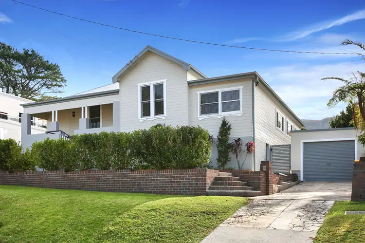 29 The Lookout, Thirroul NSW 2515