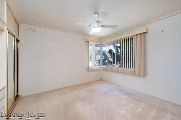 Fifth view of Homely house listing, 5 Crabtree Court, Bundoora VIC 3083
