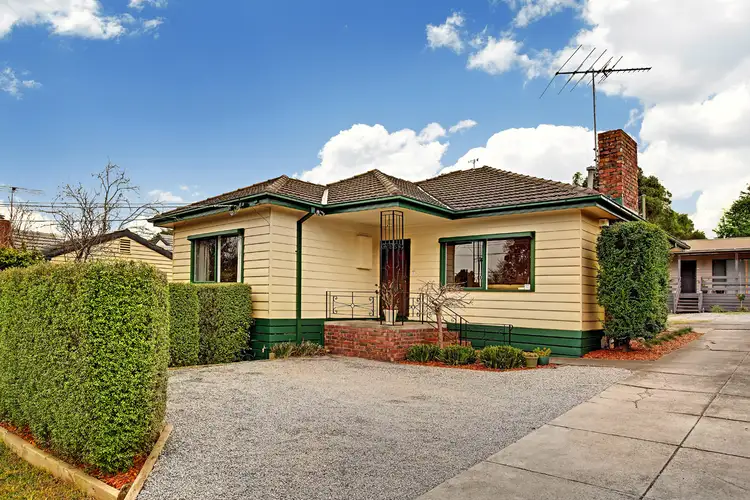 1/4 Oliver Street, Ringwood VIC 3134