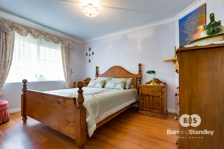 Sixth view of Homely house listing, 1 Avis Court, Australind WA 6233