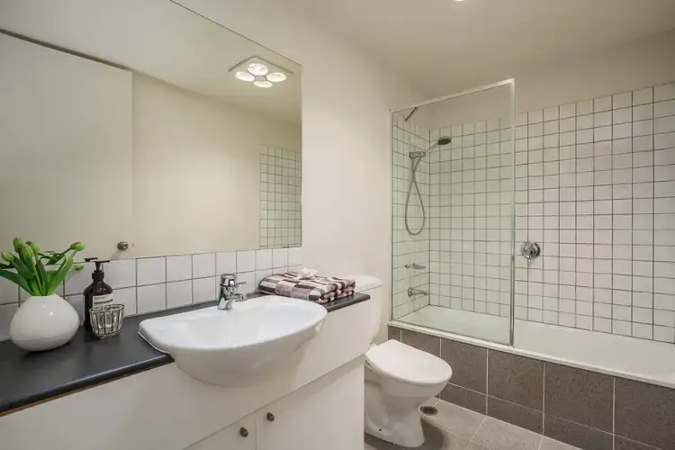 Fourth view of Homely apartment listing, 36/1 Domville Avenue, Hawthorn VIC 3122