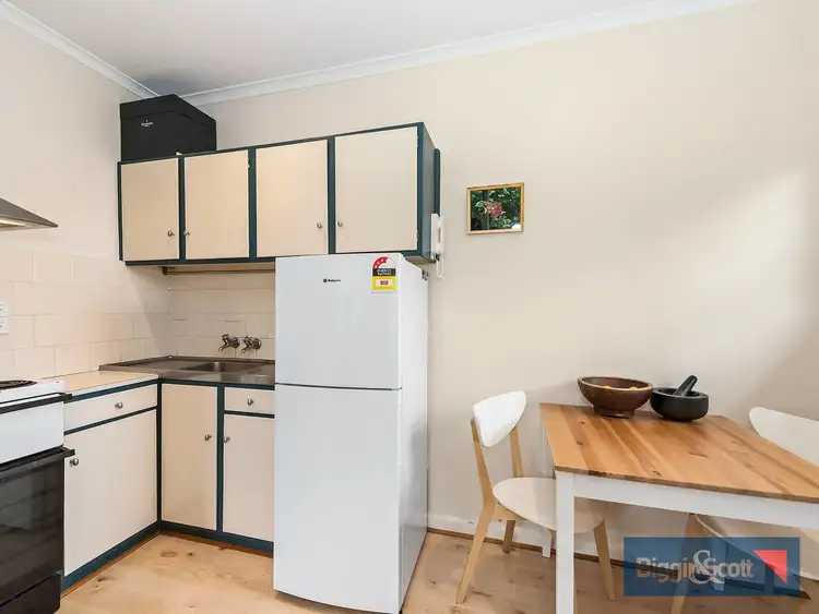 Fifth view of Homely apartment listing, 9/18 Pine Avenue, Elwood VIC 3184