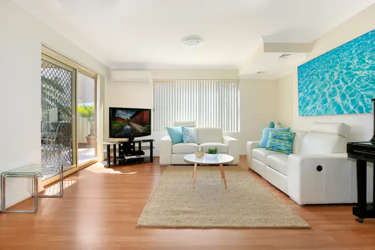 Second view of Homely townhouse listing, 4/13 Park Street, Wollongong NSW 2500