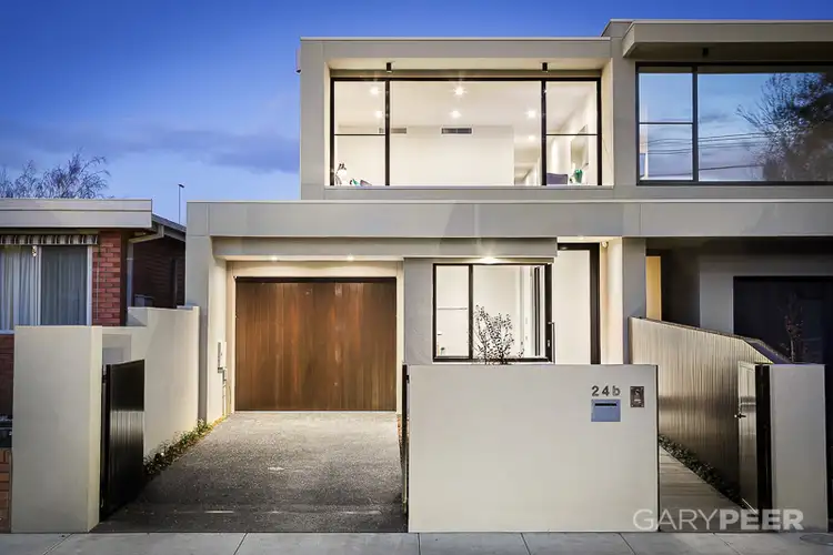 24b Kent Grove, Caulfield North VIC 3161