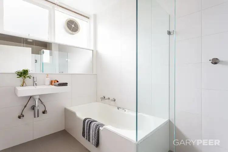 Fourth view of Homely apartment listing, 5/5 Anderson Street, Caulfield VIC 3162