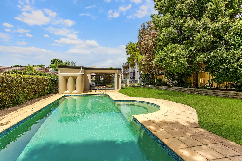 Main view of Homely apartment listing, 1/187 - 189 Albany Street, Point Frederick NSW 2250