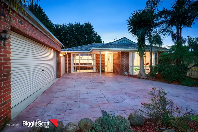 10 Eliza Close, Bayswater VIC 3153