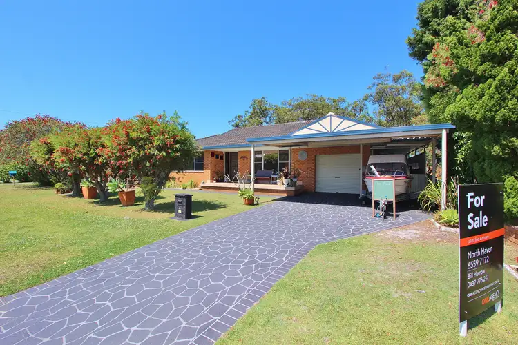 4 Cook Street, North Haven NSW 2443