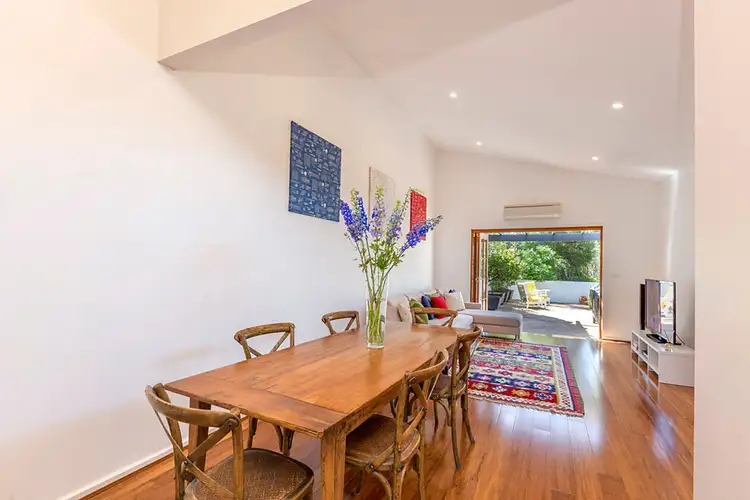 8 Rymill Place, Mawson ACT 2607
