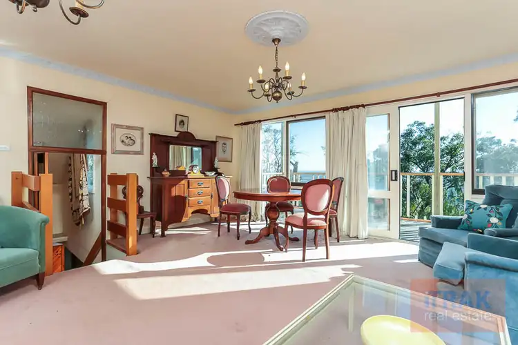 18 Government Road, The Basin VIC 3154
