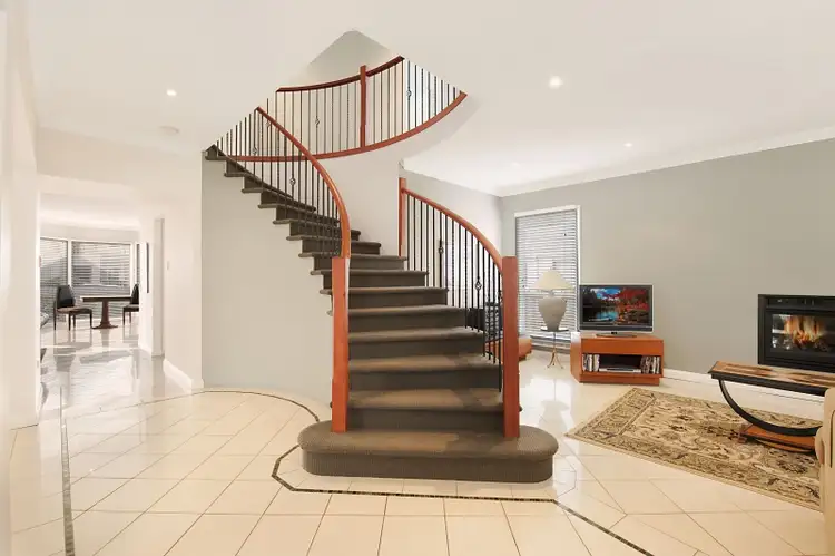 24 Kincumber Crescent, Davistown NSW 2251