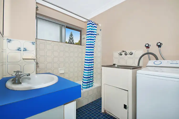 Fifth view of Homely unit listing, 8/83 Beatrice Street, Taringa QLD 4068