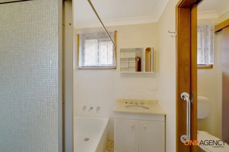 Sixth view of Homely house listing, 29 Fuchsia Crescent, Macquarie Fields NSW 2564