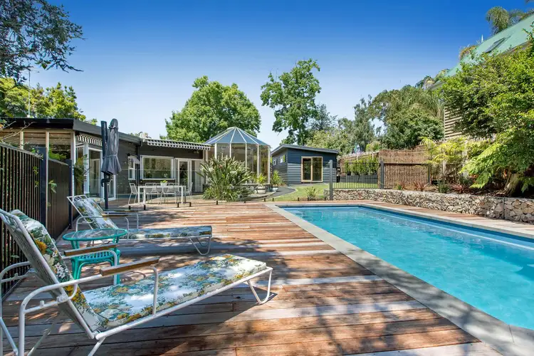 11 Crawford Street, Mount Eliza VIC 3930