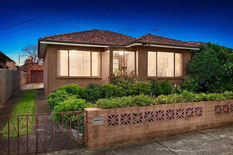 4 Charlotte Street, Yarraville VIC 3013