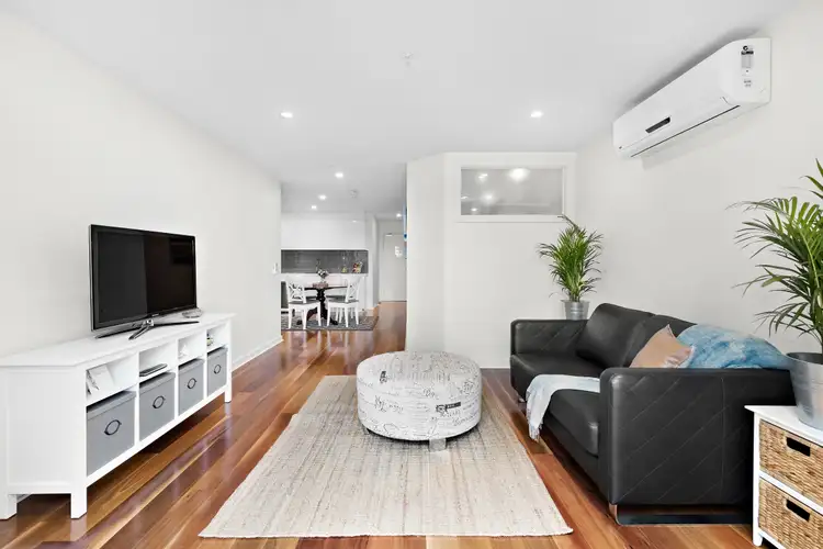 Third view of Homely apartment listing, L2, 11/8 Ebdale Street, Frankston VIC 3199