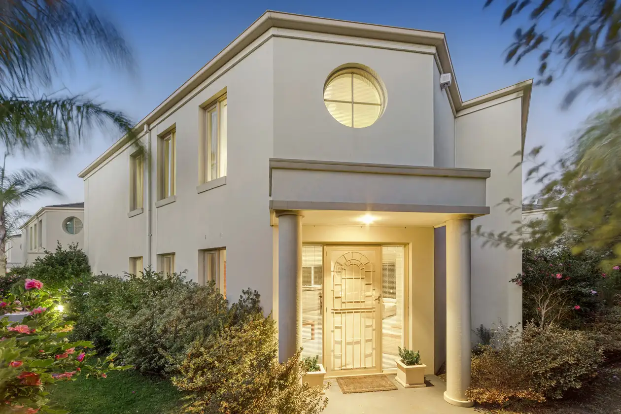 Main view of Homely townhouse listing, 5/405-409 Manningham Road, Doncaster VIC 3108