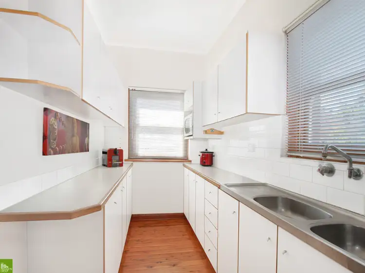 Second view of Homely villa listing, 1/11 William Street, Keiraville NSW 2500
