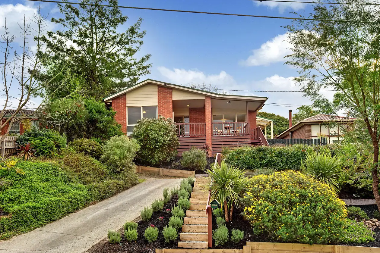 Main view of Homely house listing, 7 Devon Walk, Mooroolbark VIC 3138
