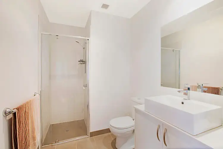 Sixth view of Homely apartment listing, 4/3-7 Pascoe Street, Pascoe Vale VIC 3044