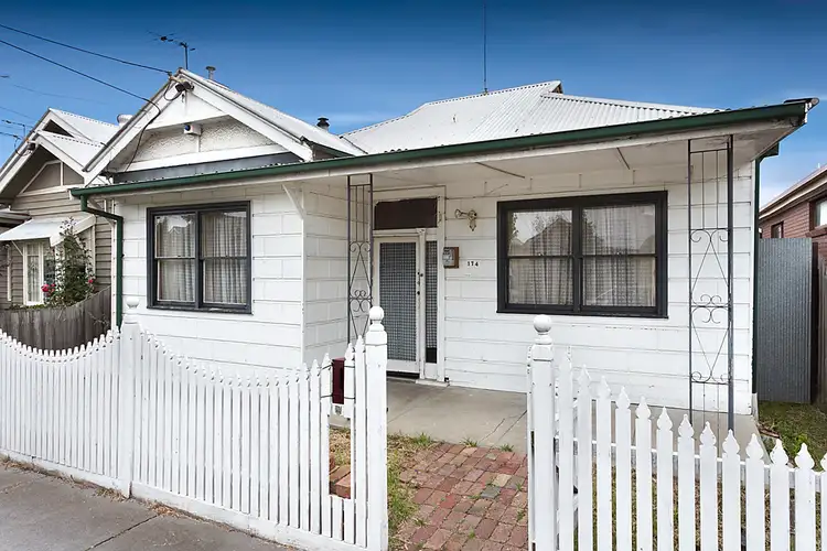 174 Queensville Street, Kingsville VIC 3012