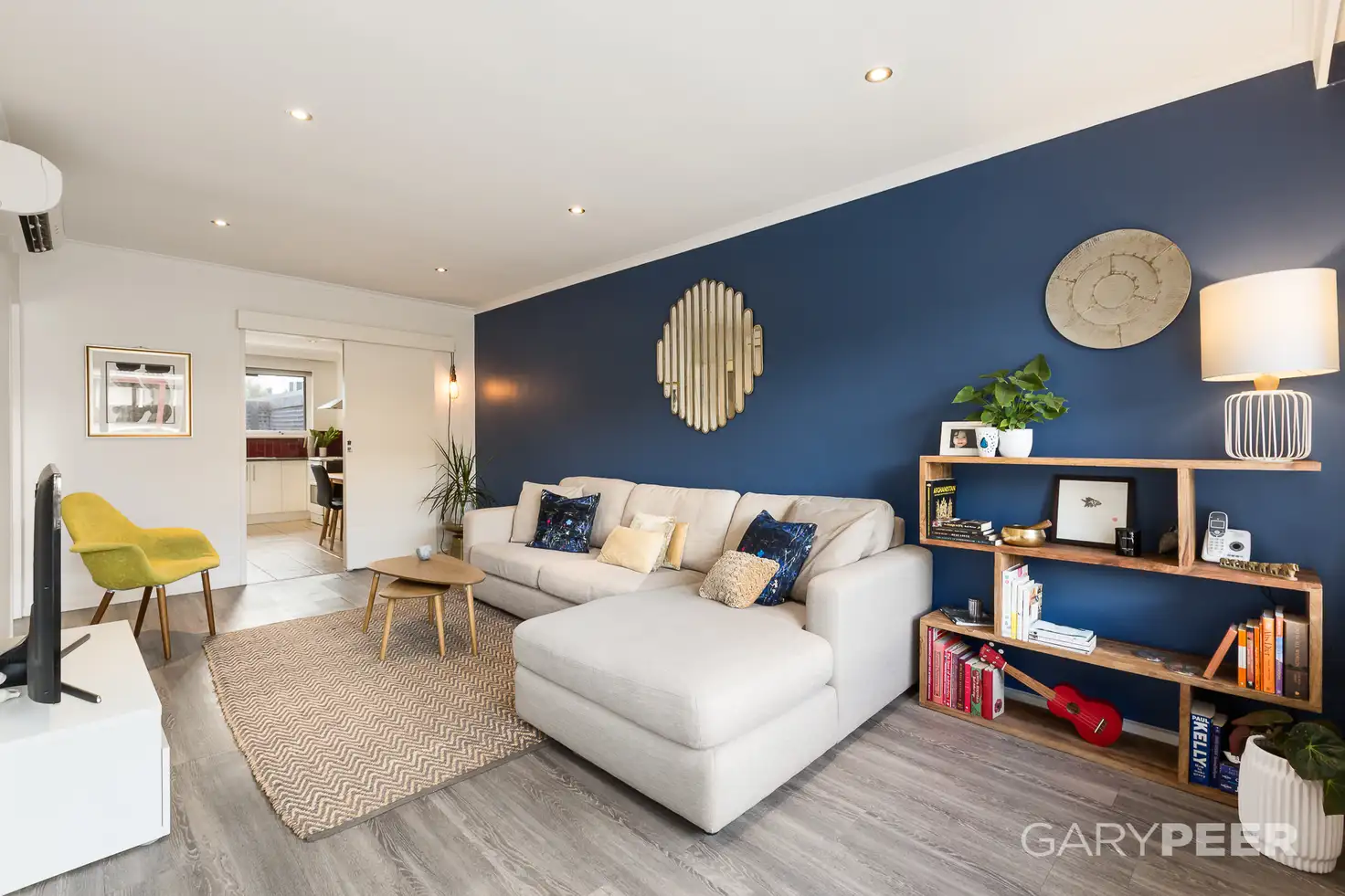 Main view of Homely unit listing, 2/9 Argyle Street, Bentleigh East VIC 3165
