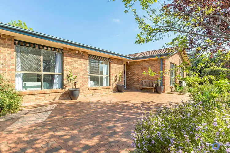 20 Namatjira Drive, Stirling ACT 2611