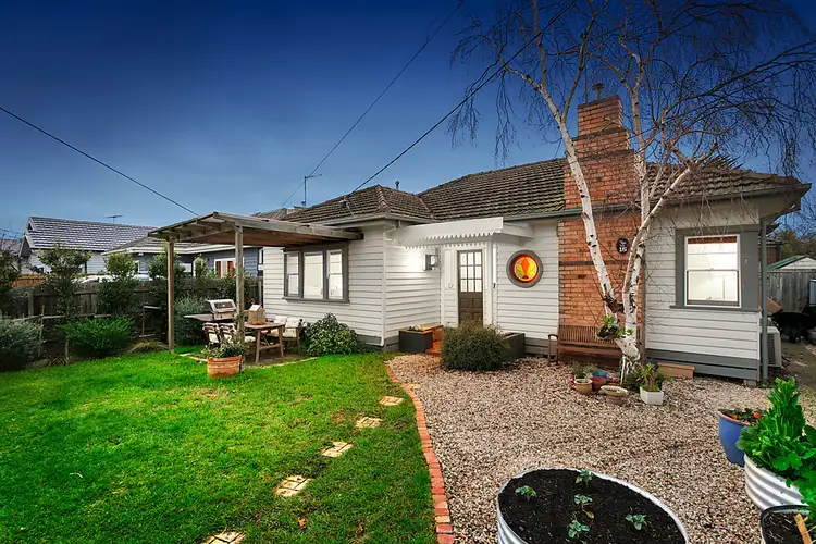 18 Wallace Street, Maidstone VIC 3012