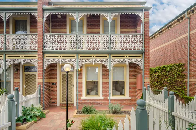 2/127 Ferguson Street, Williamstown VIC 3016