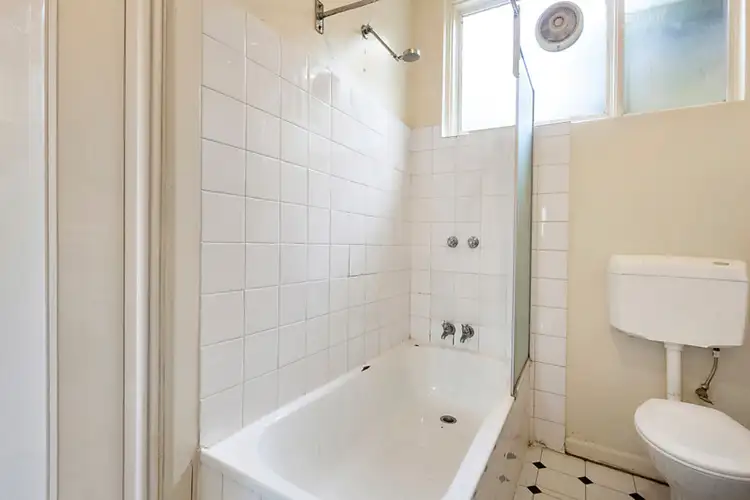 Fifth view of Homely apartment listing, 5/3 Arthur Street, South Yarra VIC 3141
