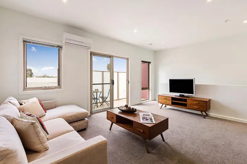 Main view of Homely apartment listing, 5/101-103 Orrong Crescent, Caulfield North VIC 3161