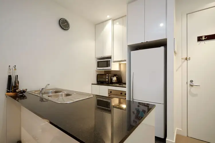 Third view of Homely apartment listing, 904/325 Collins Street, Melbourne VIC 3000