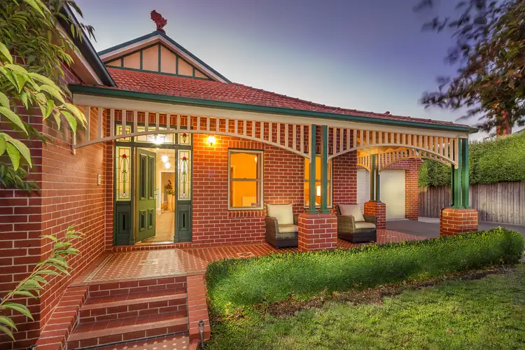 609 Armstrong Street North, Soldiers Hill VIC 3350