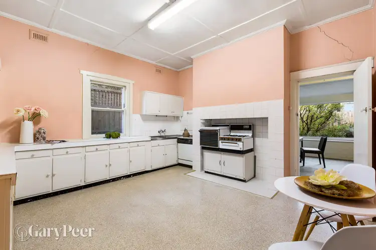 Fifth view of Homely house listing, 2 Oak Crescent, Caulfield North VIC 3161