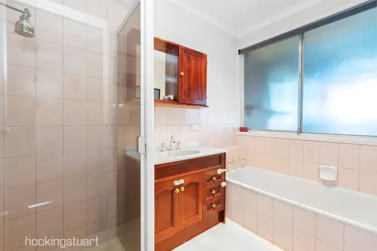 Third view of Homely house listing, 8 Cresta Court, Lalor VIC 3075