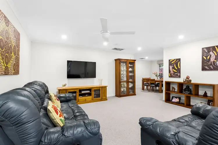 Second view of Homely house listing, 6 Willaura Place, Yallambie VIC 3085