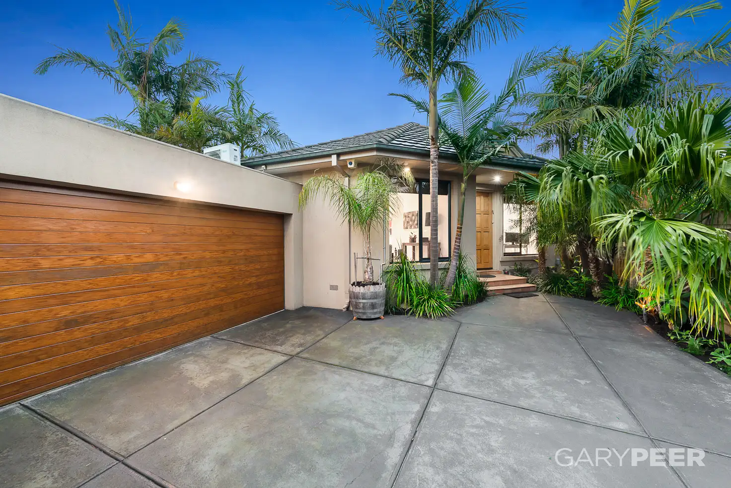 Main view of Homely house listing, 2/12 Griffiths Street, Caulfield South VIC 3162