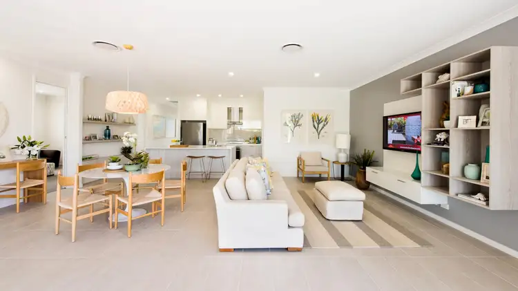 35 Aqua Circuit, Caloundra West QLD 4551