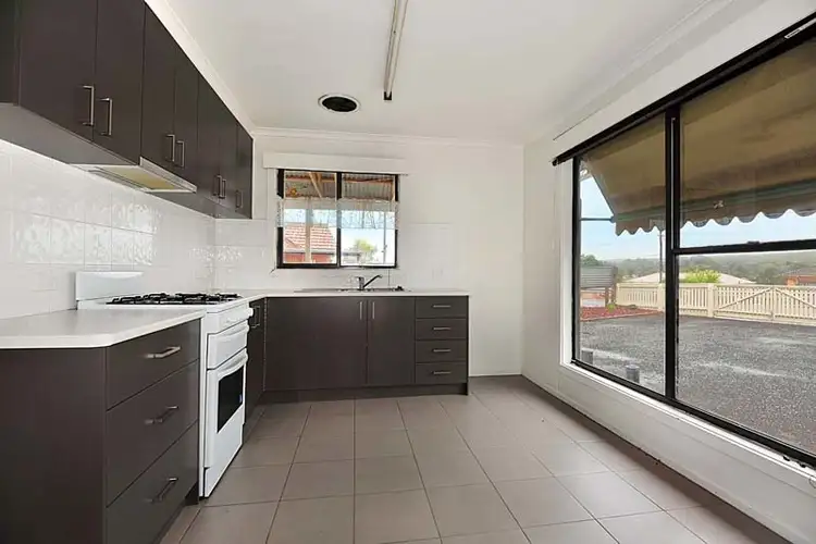 1330 Geelong Road, Mount Clear VIC 3350