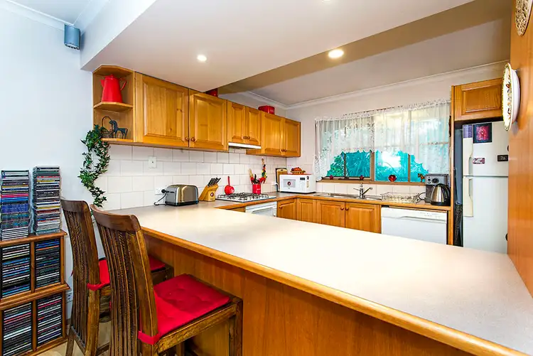 Fifth view of Homely house listing, 2/124 Grand Boulevard, Montmorency VIC 3094