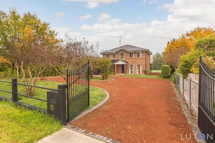 19 Crago Street, Yass NSW 2582