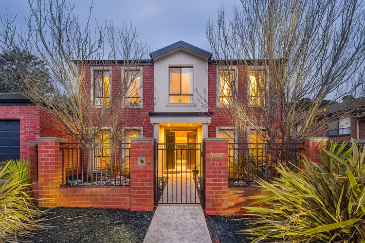 30 Foley Crescent, Black Hill VIC 3350