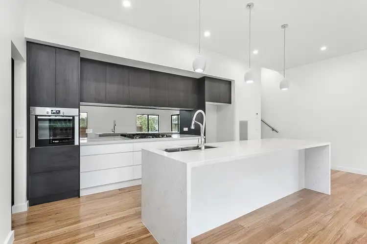 Fourth view of Homely townhouse listing, 2/42 Philip Street, Lower Plenty VIC 3093