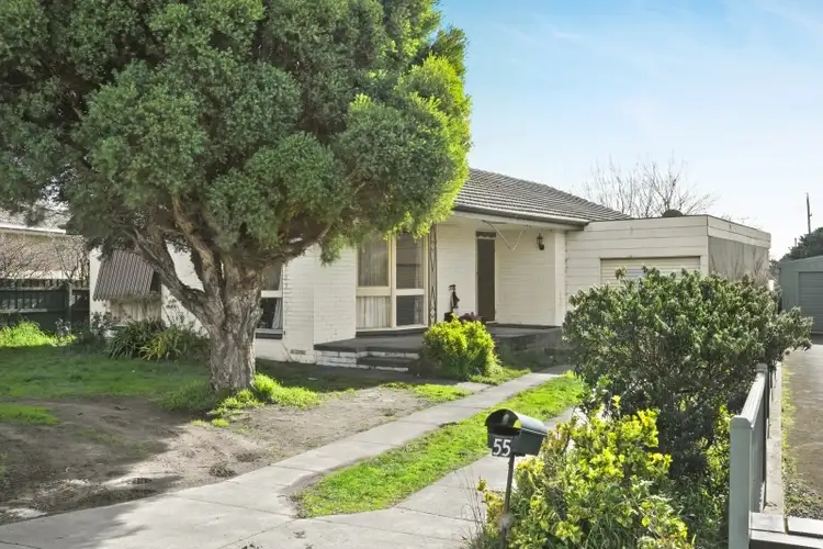 55 Pauls Crescent, Wendouree VIC 3355