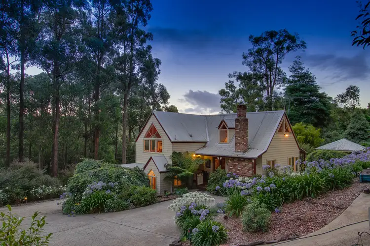 8 Auhl Road, Emerald VIC 3782