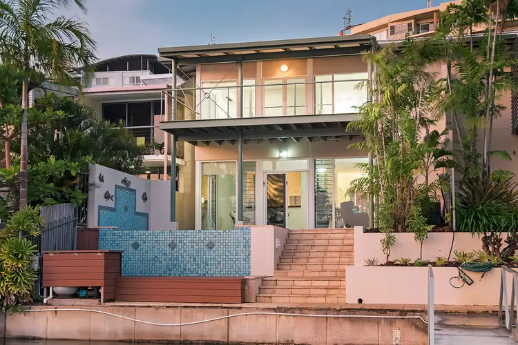 2/27 Paspaley  Place, Cullen Bay NT 820