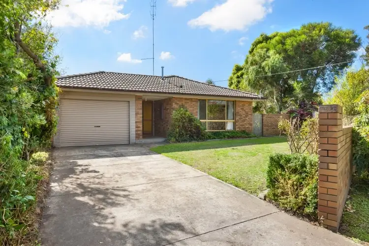 3 Samann Court, Mount Clear VIC 3350