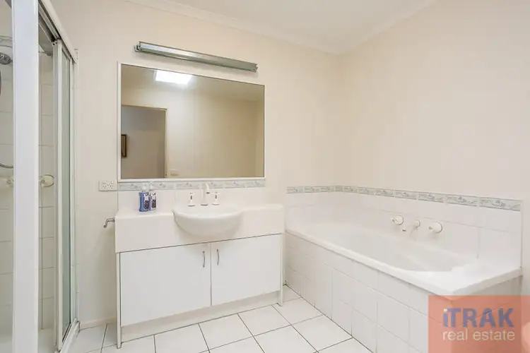 Fifth view of Homely unit listing, 4 Cameron Close, Bayswater VIC 3153