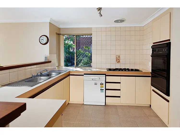 Seventh view of Homely house listing, 6 Woodstock Street, Mount Hawthorn WA 6016